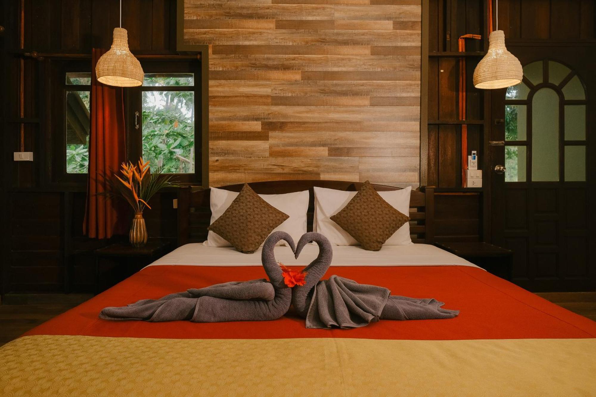 קו ג'ום Joy Bungalow Resort And Restaurant מראה חיצוני תמונה