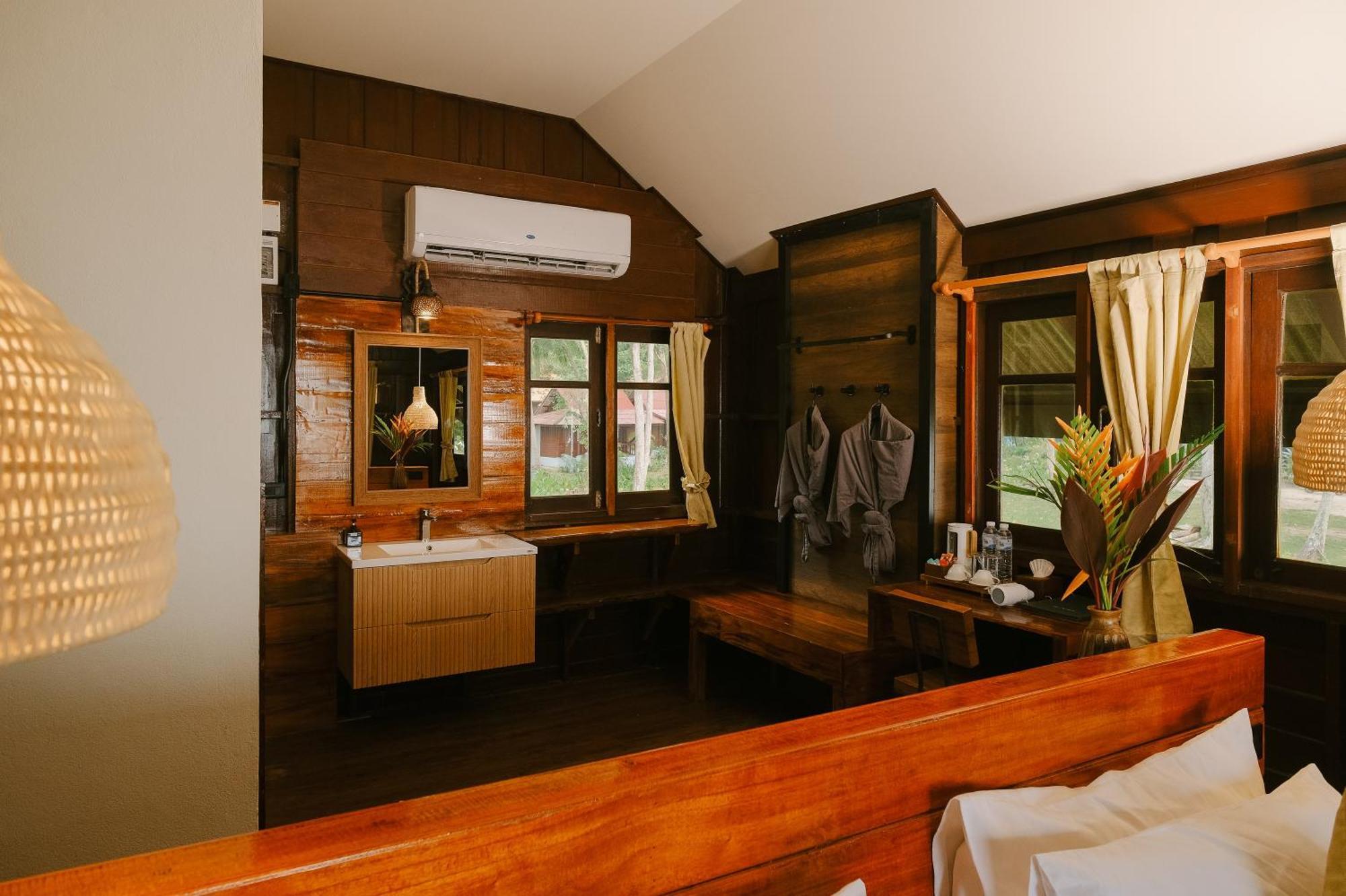 קו ג'ום Joy Bungalow Resort And Restaurant מראה חיצוני תמונה